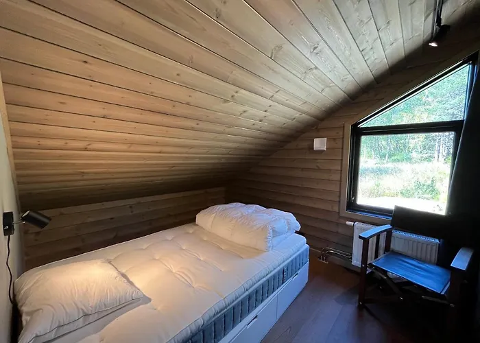 Skarvruet Lodge Funaesdalen